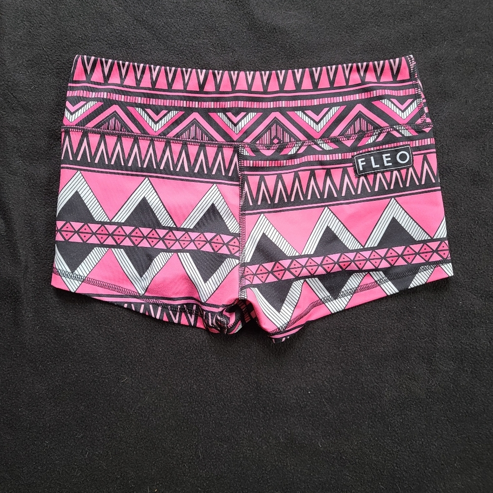 Pink Tribes M